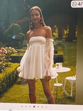 Alamour The Label Shimmering White dress